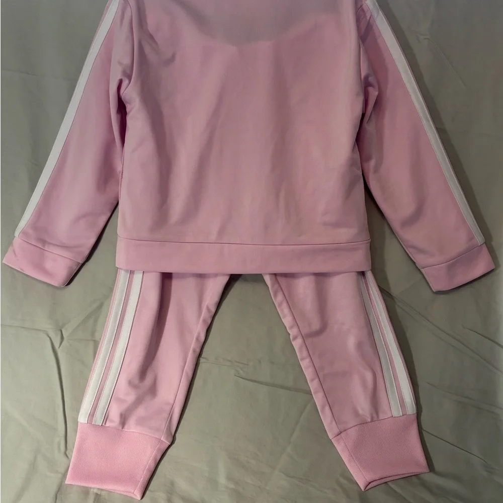 🆕 Adidas Kids Pink 2-Piece Set - NWT - Picture 3 of 4